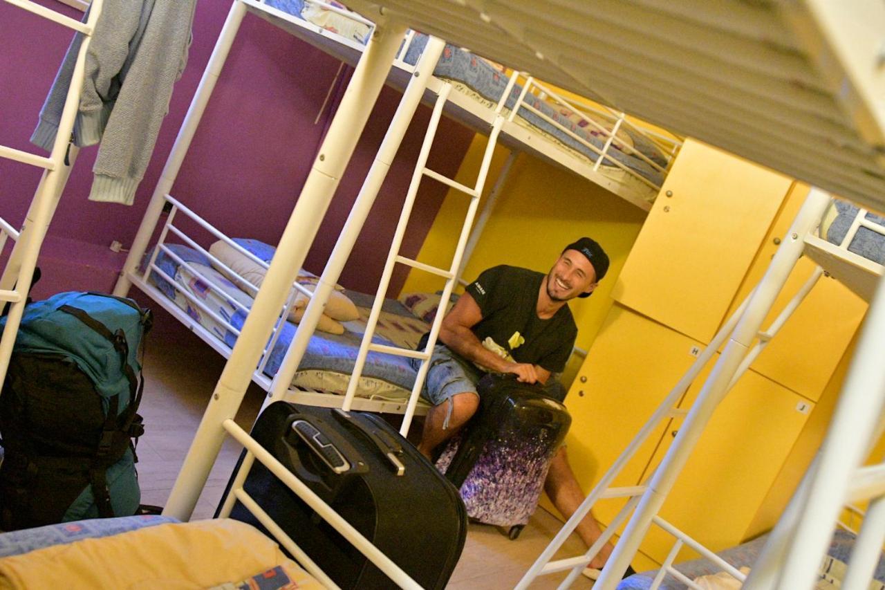 Outlanders Tribe Hostel Spalato Esterno foto
