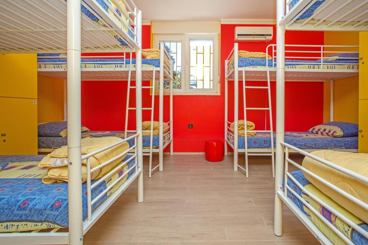Outlanders Tribe Hostel Spalato Esterno foto